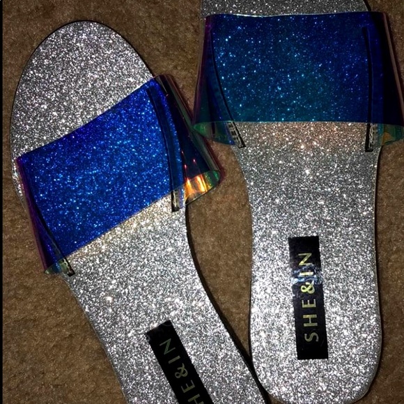 Slippers - Picture 2 of 3